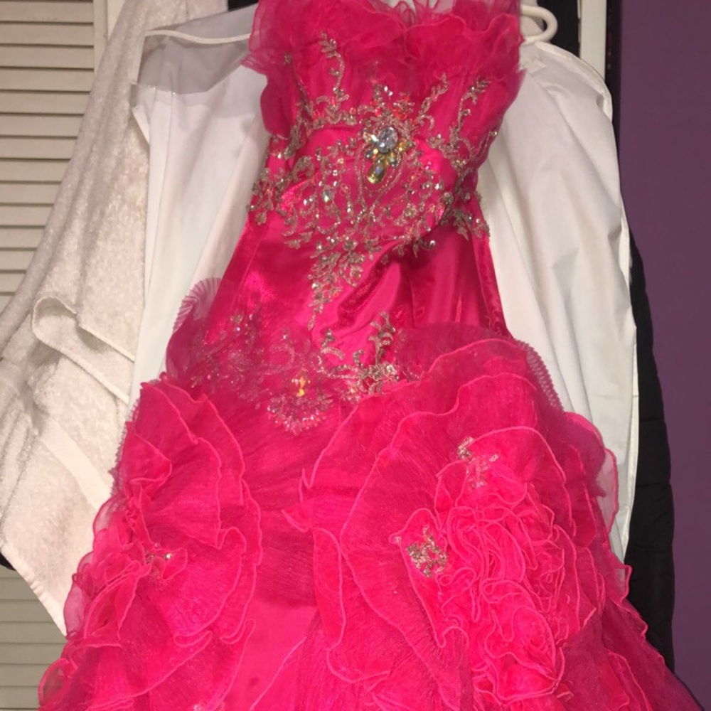 Ball gown dress